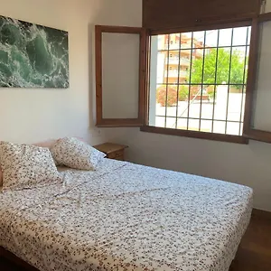 https://badia-beach-empuriabrava.topcostabravahotels.com