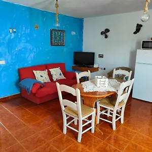 https://apartamentos-la-caletilla.in-canary-islands.com